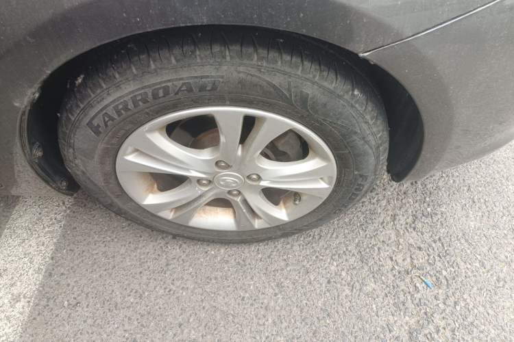 Used Great Wall C30 2013 1.5L Manual Luxury Model Right Front Wheel Hub
