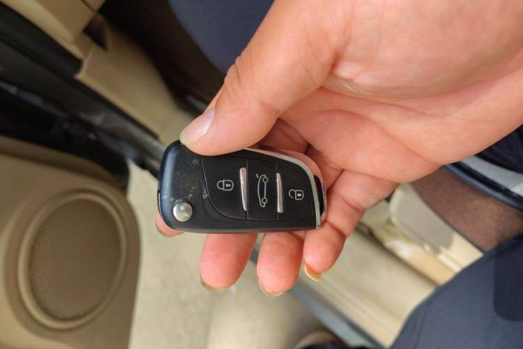 Used Great Wall C30 2013 1.5L Manual Luxury Model Vehicle Key