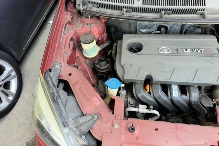 Used Great Wall C30 2013 1.5L Manual Luxury Model Engine Bay Right