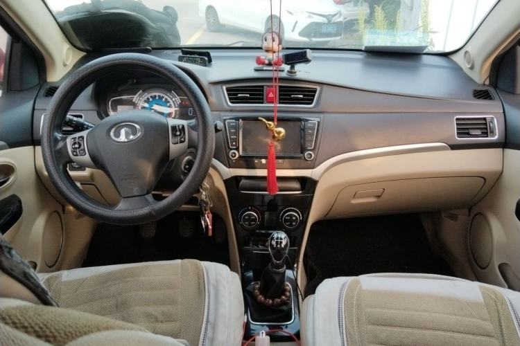 Used Great Wall C30 2013 New Vision Edition 1.5L Manual ZhiShang Model Center Console