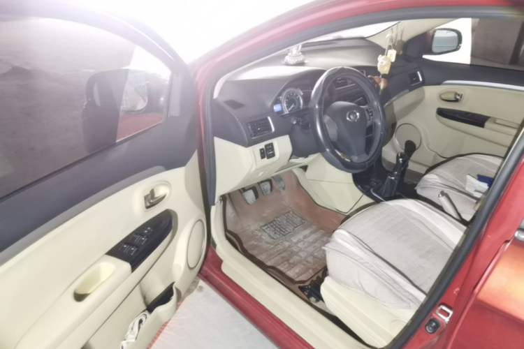Used Great Wall C30 2013 New Vision Edition 1.5L Manual Fashion Model Driver Seat