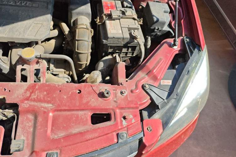 Used Great Wall C30 2013 1.5L Manual Luxury Model Engine Bay Left