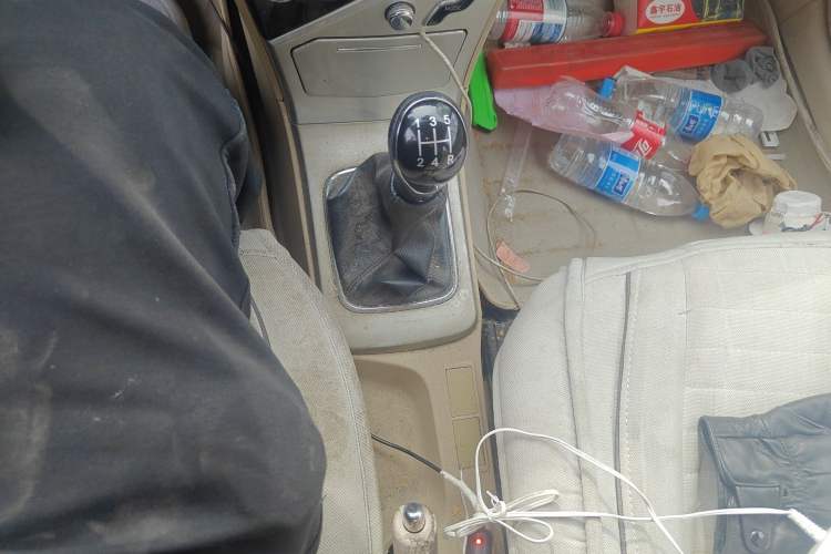 Used Great Wall C30 2013 1.5L Manual Comfort Model Gear Lever