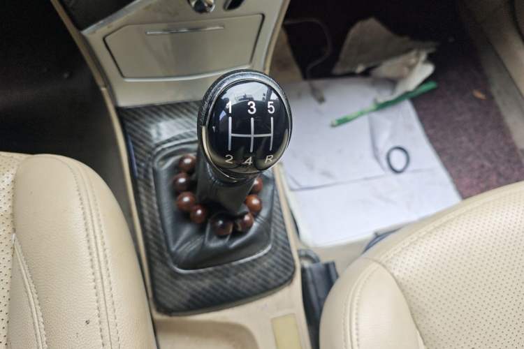 Used Great Wall C30 2013 1.5L Manual Luxury Model Gear Lever