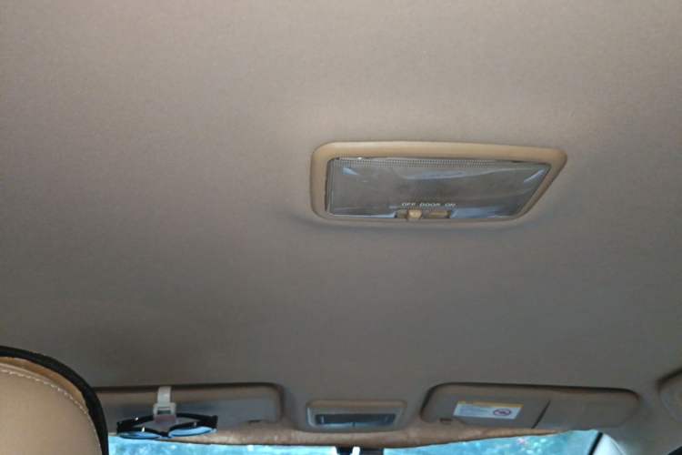 Used Great Wall C30 2013 1.5L Manual Luxury Model Headliner