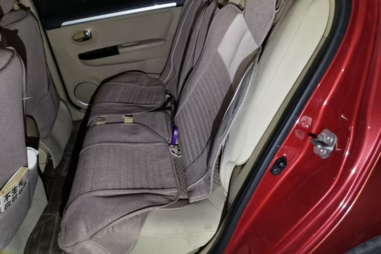 Used Great Wall C30 2013 New Vision Edition 1.5L Manual Fashion Model Left Rear Seat