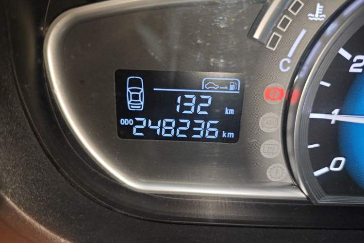 Used Great Wall C30 2013 1.5L Manual Luxury Model Odometer Close Up