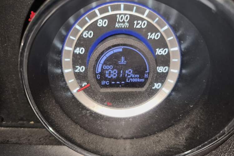 Used Great Wall C30 2013 1.5L Manual Luxury Model Odometer Close Up