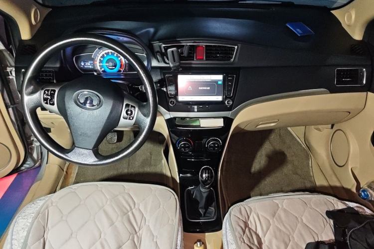 Used Great Wall C30 2013 New Vision Edition 1.5L Manual ZhiShang Model Center Console