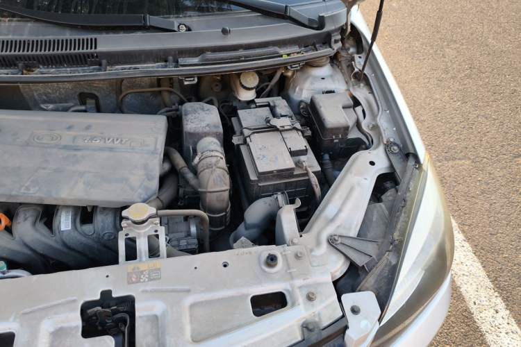 Used Great Wall C30 2013 1.5L Manual Luxury Model Engine Bay Left