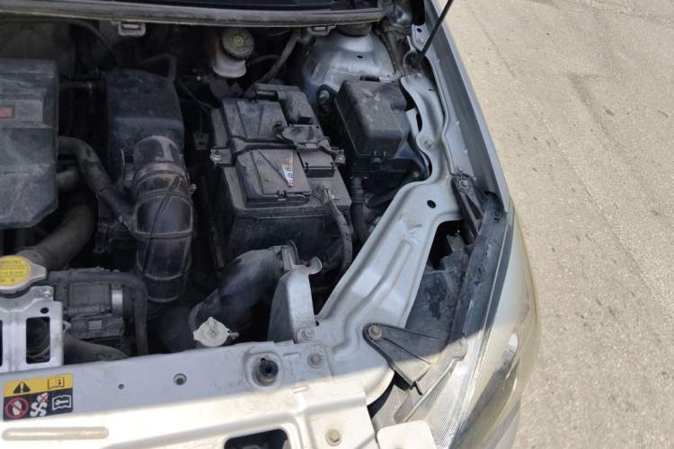 Used Great Wall C30 2013 New Vision Edition 1.5L Manual Fashion Model Engine Bay Left