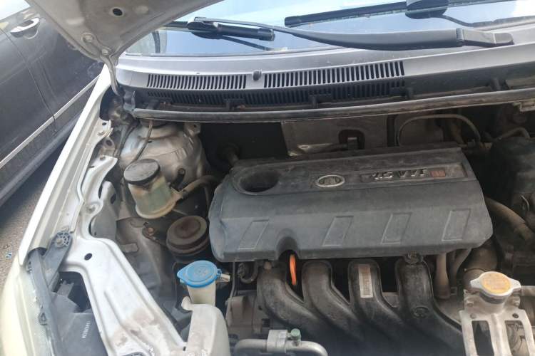 Used Great Wall C30 2013 1.5L Manual Comfort Model Engine Bay Right