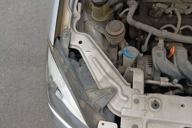 Used Great Wall C30 2013 New Vision Edition 1.5L Manual ZhiShang Model Engine Bay Right