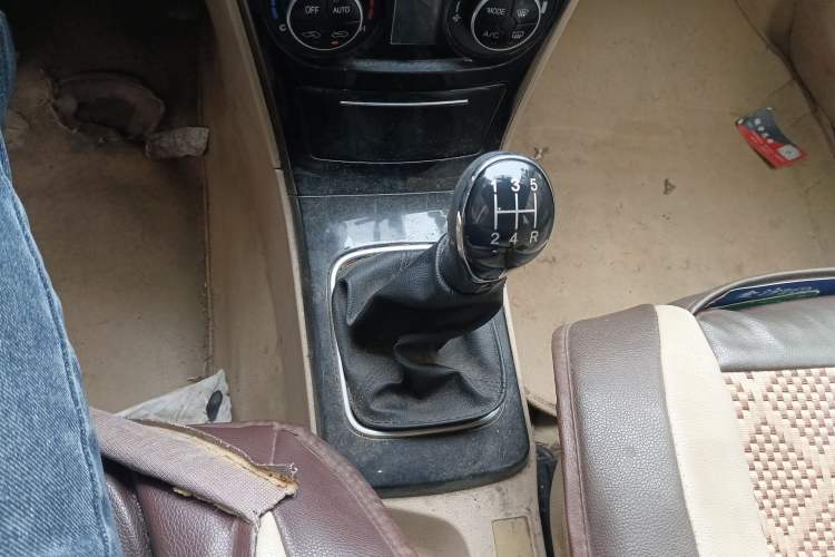 Used Great Wall C30 2013 New Vision Edition 1.5L Manual ZhiShang Model Gear Lever