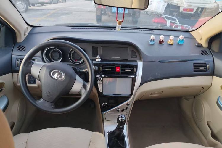 Used Great Wall C30 2013 1.5L Manual Comfort Model Interior 1