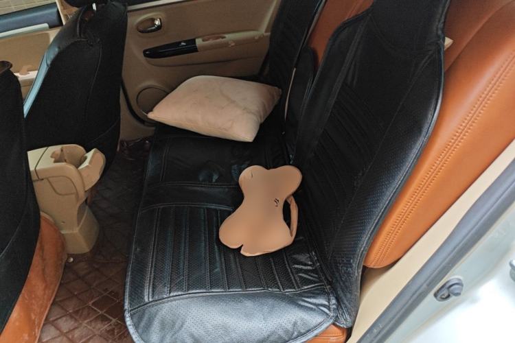 Used Great Wall C30 2013 New Vision Edition 1.5L Manual Fashion Model Left Rear Seat