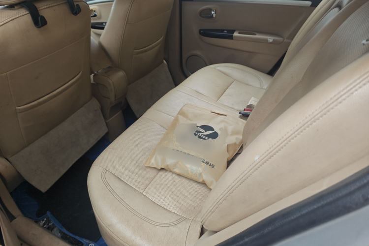 Used Great Wall C30 2013 New Vision Edition 1.5L Manual Fashion Model Left Rear Seat