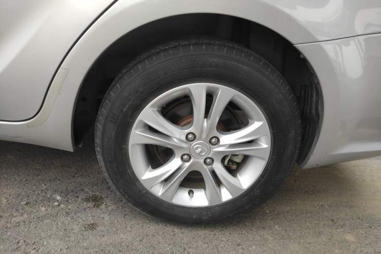 Used Great Wall C30 2013 1.5L Manual Luxury Model Left Rear Wheel Hub