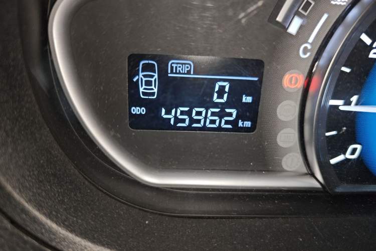 Used Great Wall C30 2013 New Vision Edition 1.5L Manual ZhiShang Model Odometer Close Up