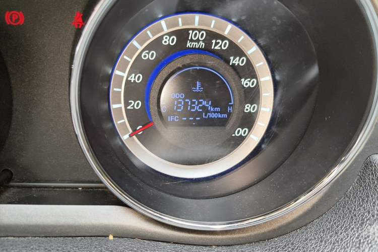 Used Great Wall C30 2013 1.5L Manual Luxury Model Odometer Close Up