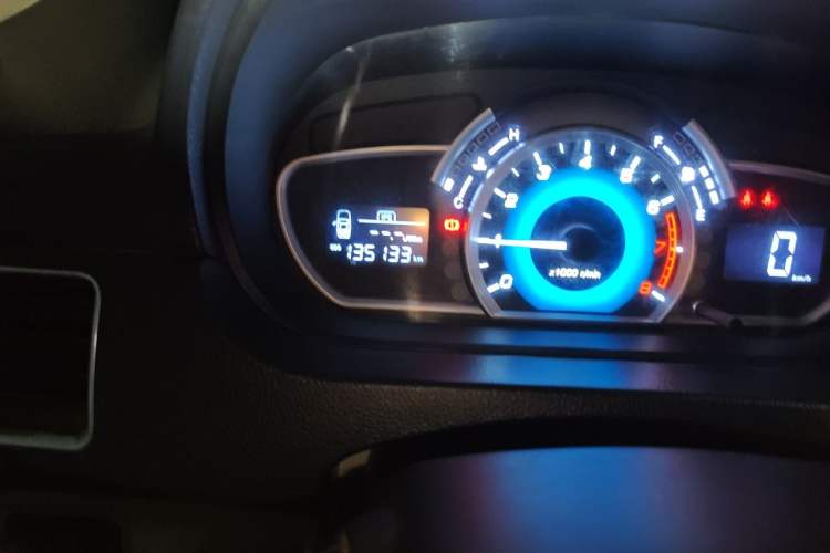 Used Great Wall C30 2013 New Vision Edition 1.5L Manual Fashion Model Odometer Close Up