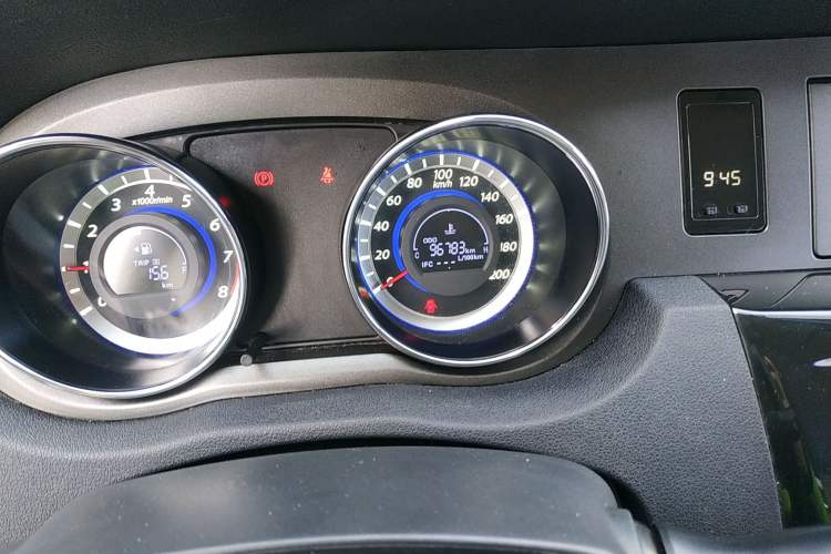 Used Great Wall C30 2013 1.5L Manual Comfort Model Odometer Close Up