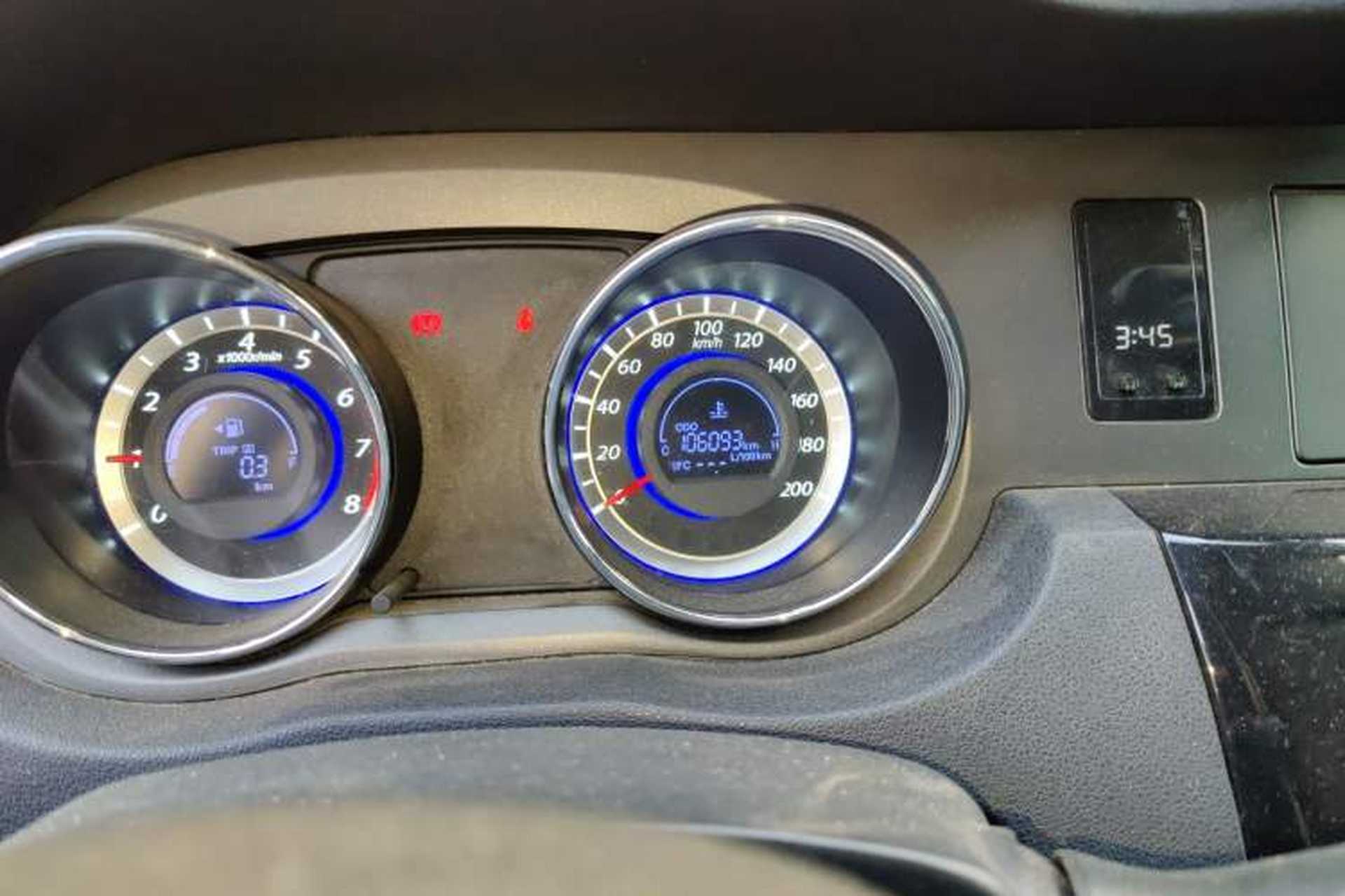 Used Great Wall C30 2013 1.5L Manual Luxury Model Odometer Close Up