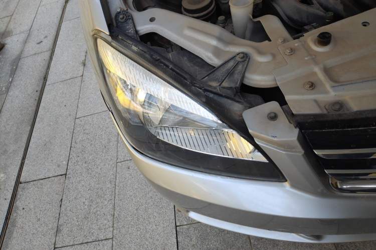 Used Great Wall C30 2013 1.5L Manual Luxury Model Right Front Headlight