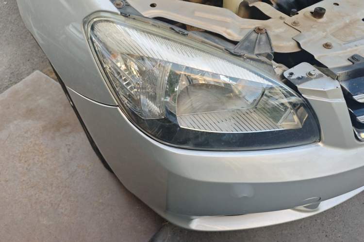 Used Great Wall C30 2013 1.5L Manual Comfort Model Right Front Headlight