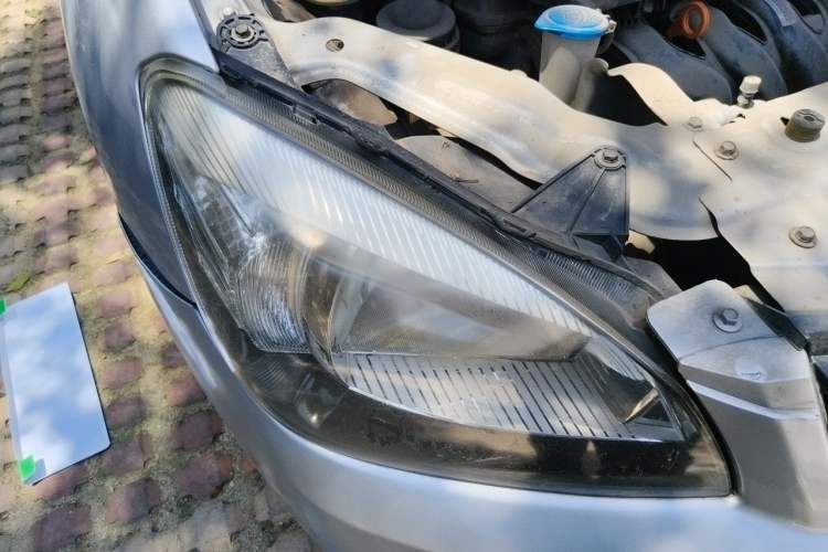 Used Great Wall C30 2013 1.5L Manual Luxury Model Right Front Headlight