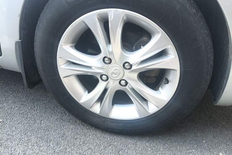 Used Great Wall C30 2013 1.5L Manual Comfort Model Right Front Wheel Hub