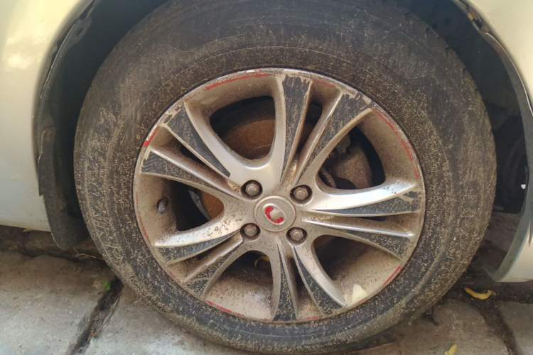 Used Great Wall C30 2013 New Vision Edition 1.5L Manual ZhiShang Model Right Front Wheel Hub