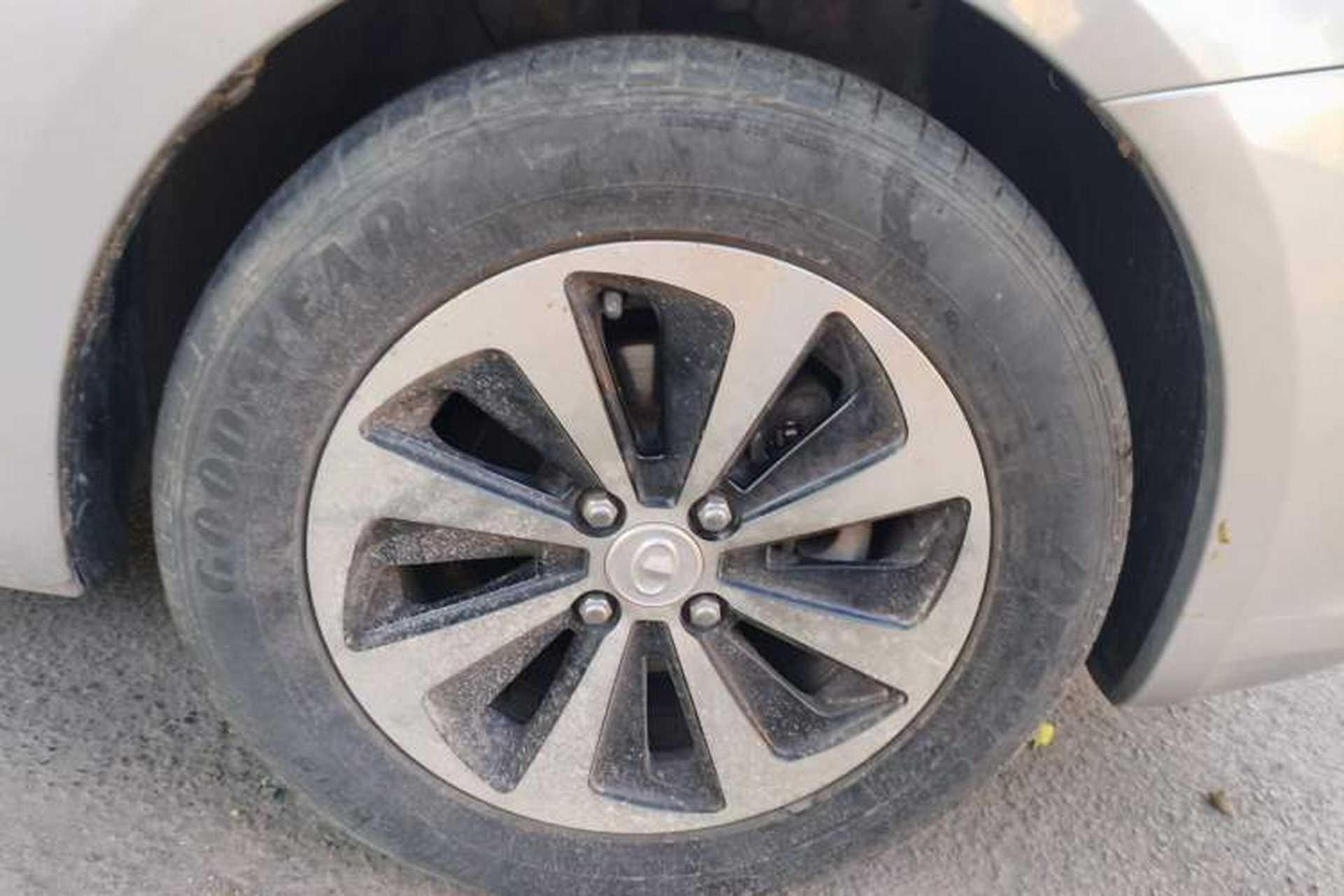 Used Great Wall C30 2013 1.5L Manual Luxury Model Right Front Wheel Hub