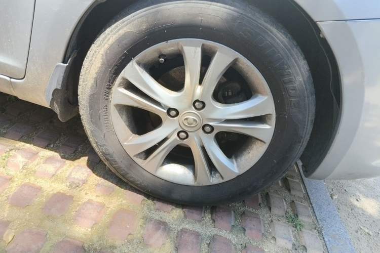 Used Great Wall C30 2013 1.5L Manual Luxury Model Right Front Wheel Hub