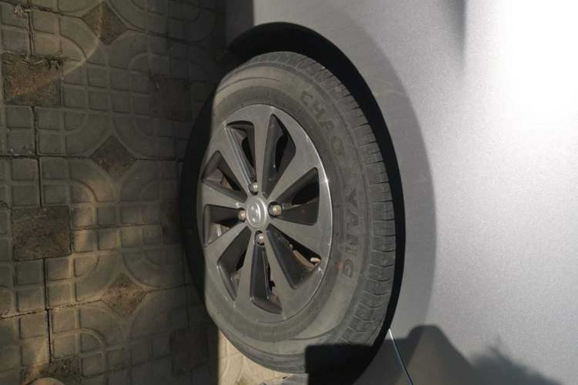 Used Great Wall C30 2013 New Vision Edition 1.5L Manual ZhiShang Model Right Front Wheel Hub