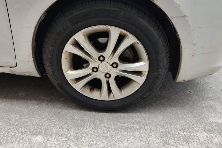 Used Great Wall C30 2013 1.5L Manual Luxury Model Right Front Wheel Hub