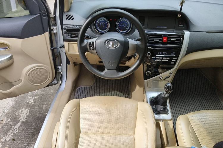 Used Great Wall C30 2013 1.5L Manual Luxury Model Steering Wheel