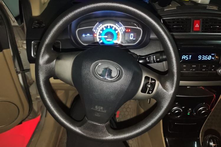 Used Great Wall C30 2013 New Vision Edition 1.5L Manual Fashion Model Steering Wheel