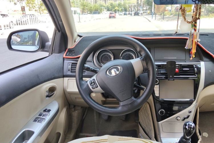 Used Great Wall C30 2013 New Vision Edition 1.5L Manual Fashion Model Steering Wheel