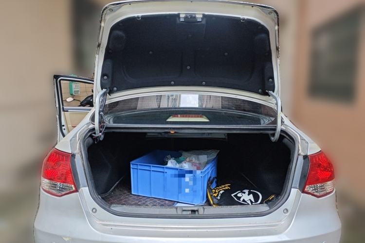 Used Great Wall C30 2013 New Vision Edition 1.5L Manual Fashion Model Trunk