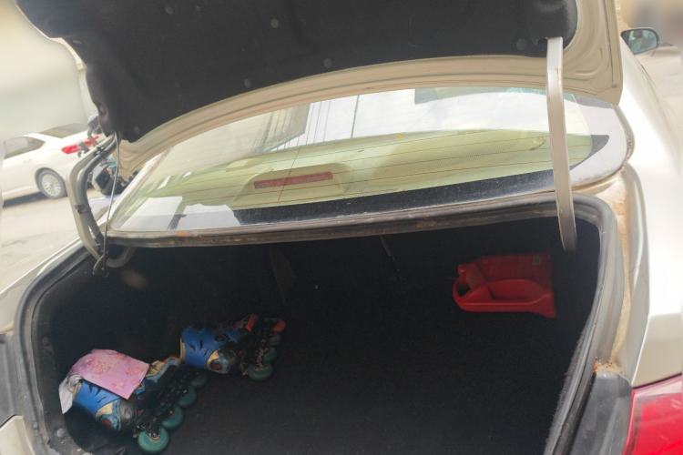 Used Great Wall C30 2013 New Vision Edition 1.5L Manual Fashion Model Trunk