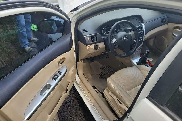 Used Great Wall C30 2013 1.5L Manual Luxury Model Driver Seat