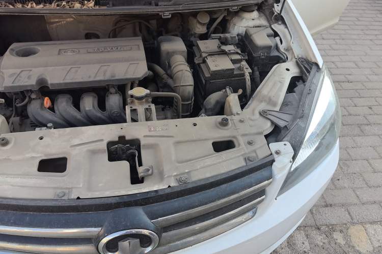 Used Great Wall C30 2013 1.5L Manual Luxury Model Engine Bay Left