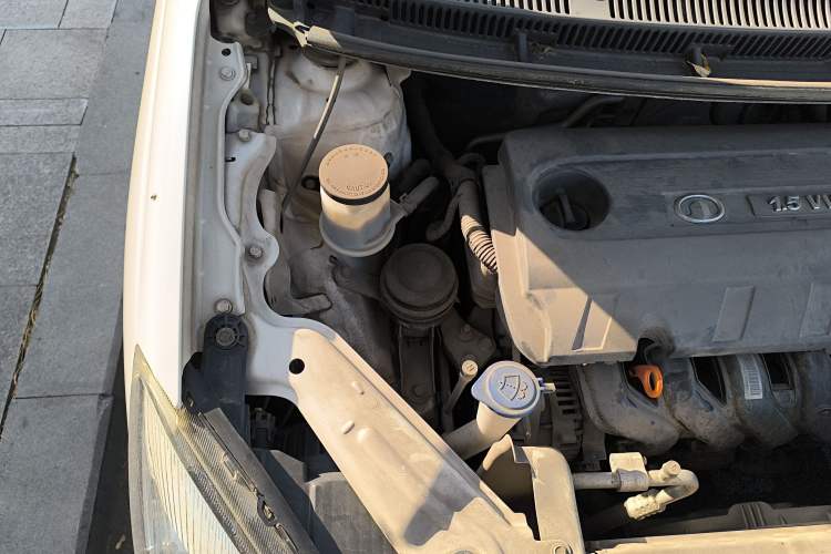 Used Great Wall C30 2013 New Vision Edition 1.5L Manual ZhiShang Model Engine Bay Right