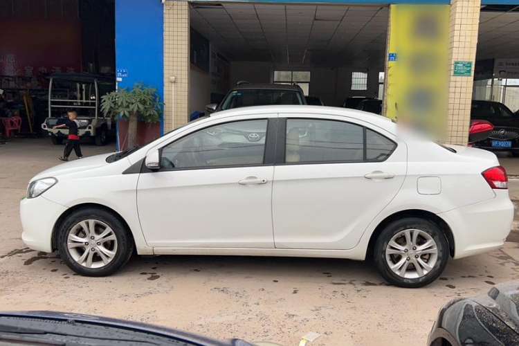 Used Great Wall C30 2013 1.5L Manual Luxury Model Exterior 2