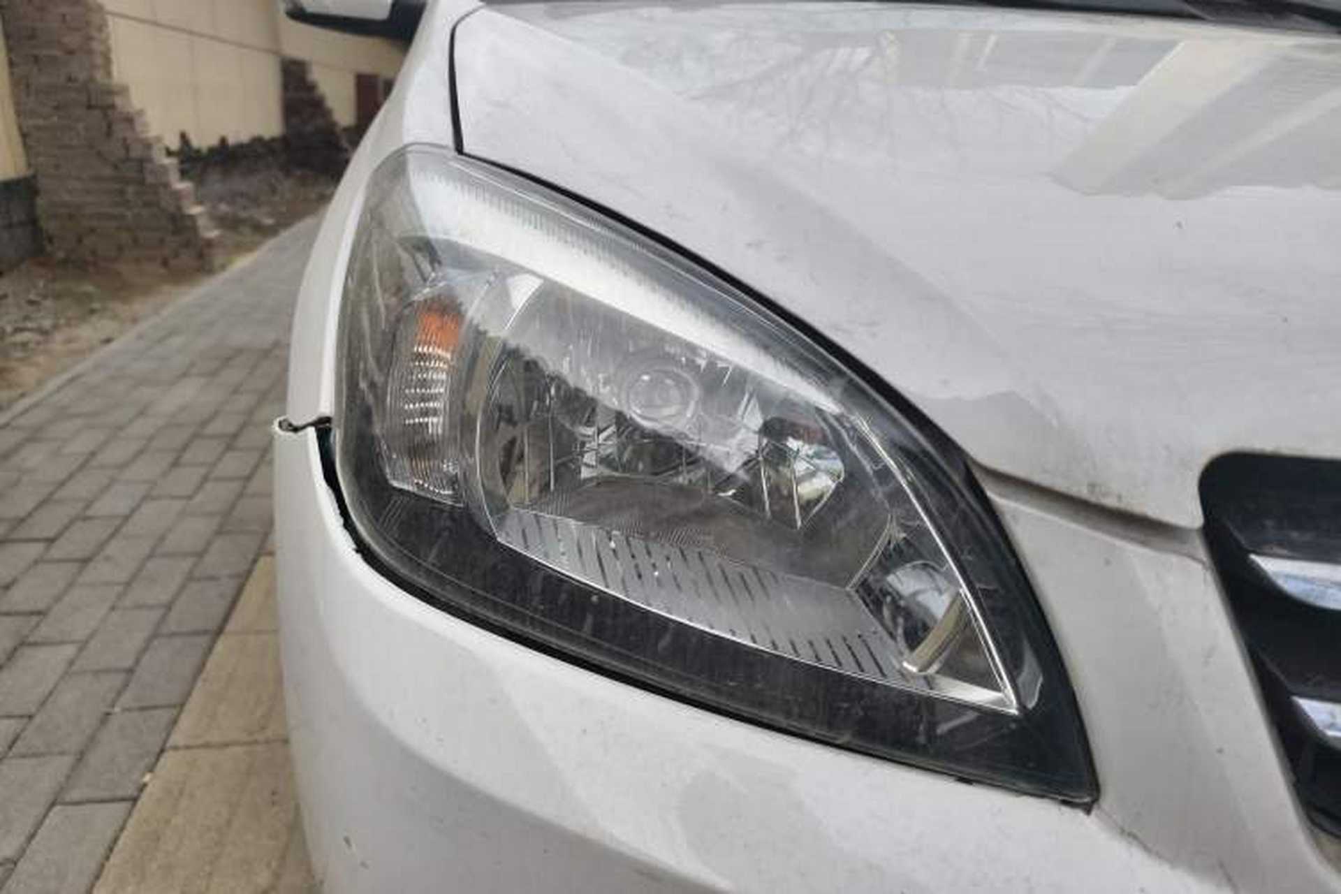 Used Great Wall C30 2013 1.5L Manual Luxury Model Right Front Headlight