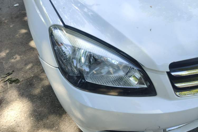 Used Great Wall C30 2013 New Vision Edition 1.5L Manual Fashion Model Right Front Headlight