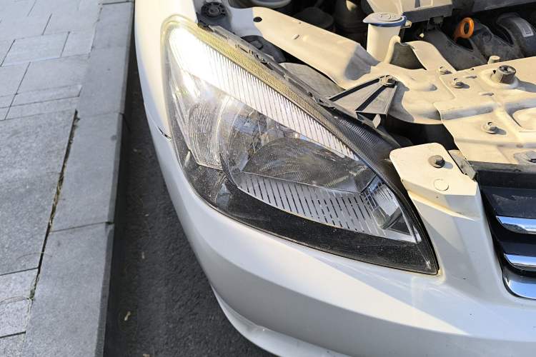 Used Great Wall C30 2013 New Vision Edition 1.5L Manual ZhiShang Model Right Front Headlight