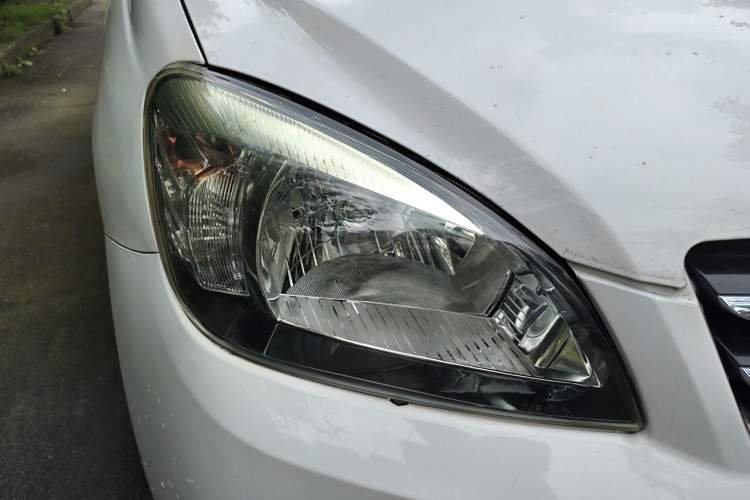 Used Great Wall C30 2013 1.5L Manual Luxury Model Right Front Headlight
