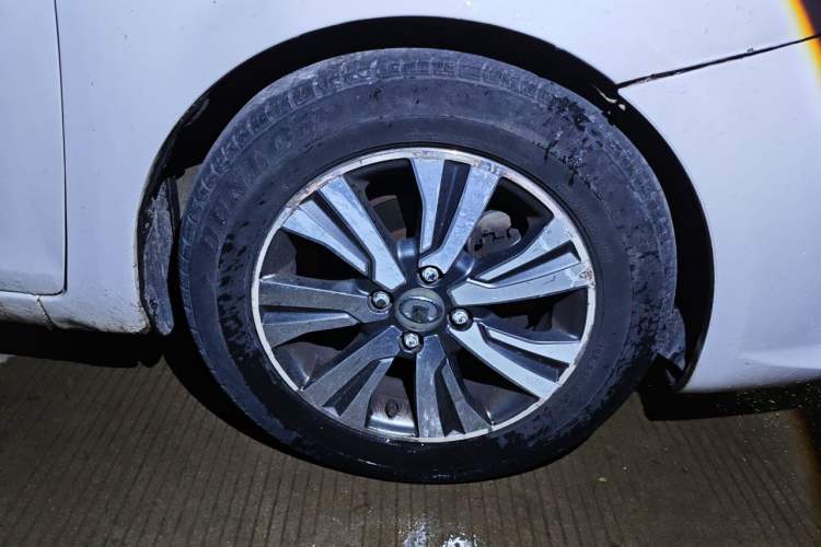 Used Great Wall C30 2013 New Vision Edition 1.5L Manual ZhiShang Model Right Front Wheel Hub